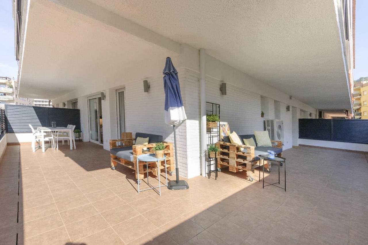 Lets Holidays Cozy Apartment With Terrace Tossa de Mar Eksteriør bilde